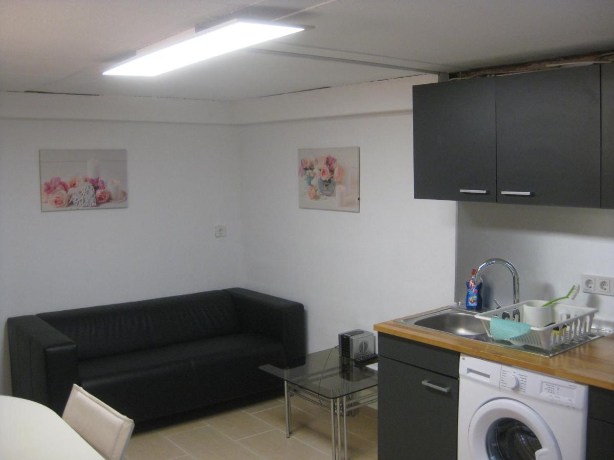 Main-Kinzig Gaestewohnung Hasselroth Extérieur photo